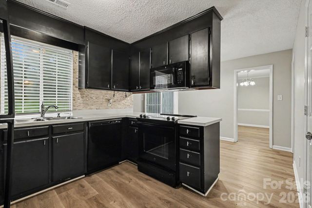 9305 Charolais Lane, Charlotte, NC 28213