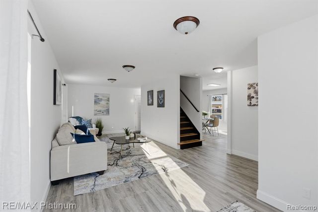 2424 Fisher Road, Howell, MI 48855