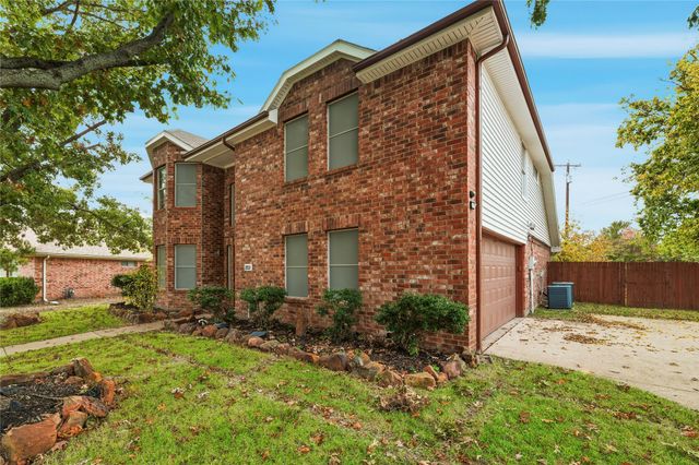 2213 Ridgewood Drive, Mckinney, TX 75071