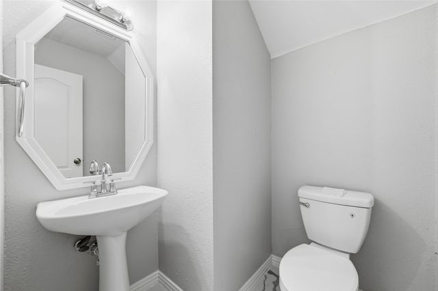 2213 Ridgewood Drive, Mckinney, TX 75071