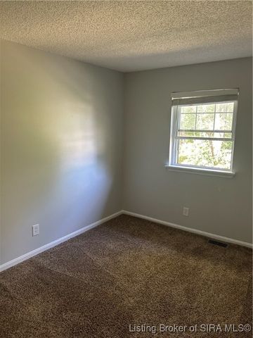 3053 Wooded Way, Jeffersonville, IN 47130