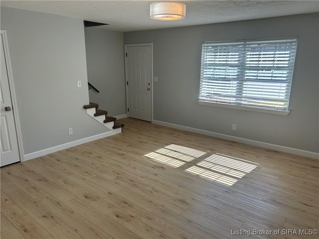 3053 Wooded Way, Jeffersonville, IN 47130