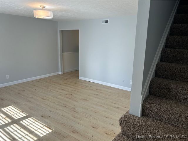 3053 Wooded Way, Jeffersonville, IN 47130