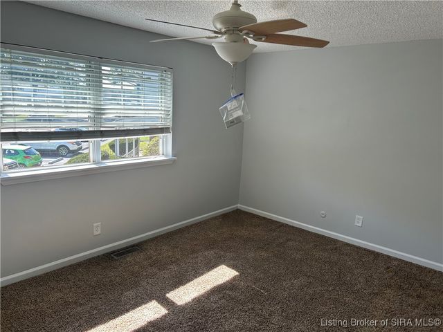 3053 Wooded Way, Jeffersonville, IN 47130