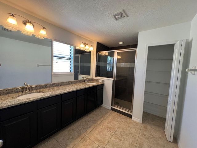 10243 VILLA PALAZZO COURT, Tampa, FL 33615