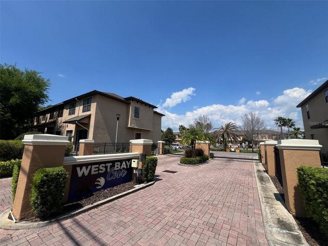 10243 VILLA PALAZZO COURT, Tampa, FL 33615