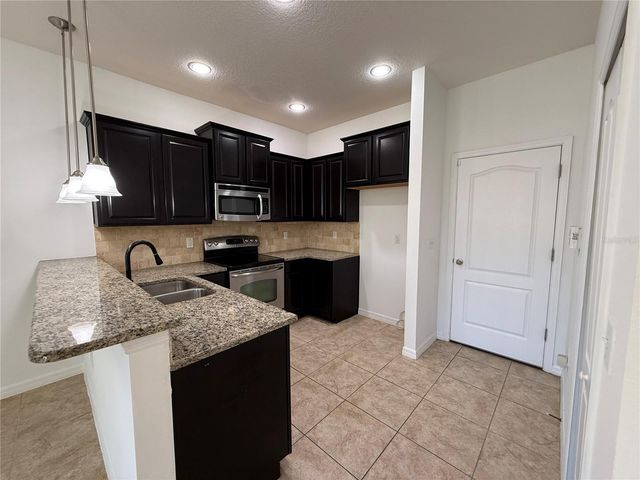 10243 VILLA PALAZZO COURT, Tampa, FL 33615