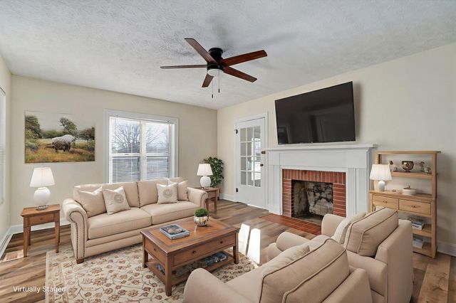 2723 N National Avenue, Springfield, MO 65803