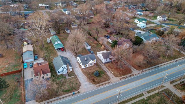 2723 N National Avenue, Springfield, MO 65803