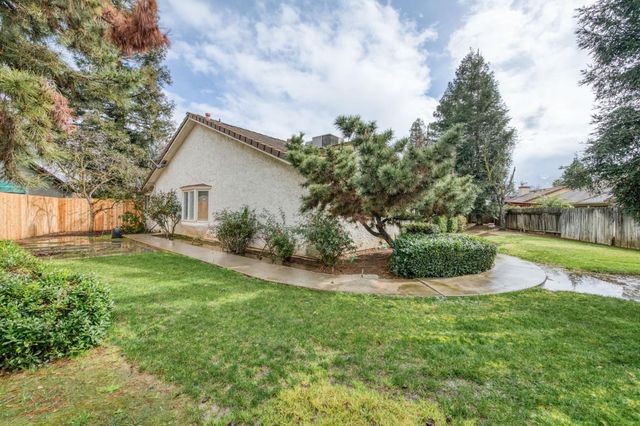 6103 N Prospect Avenue, Fresno, CA 93711