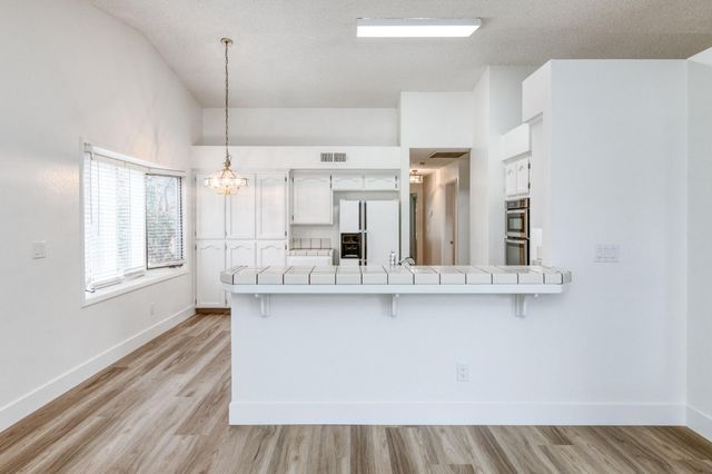 6103 N Prospect Avenue, Fresno, CA 93711