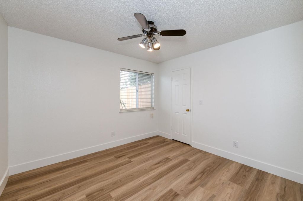 Image 15 of property listing at 6103 N Prospect Avenue, Fresno, CA 93711