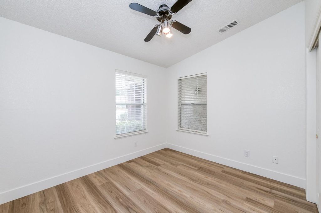 Image 18 of property listing at 6103 N Prospect Avenue, Fresno, CA 93711