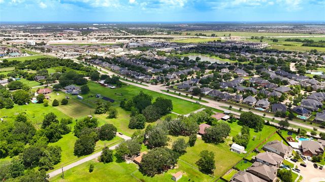 602 Sycamore Road, Richmond, TX 77469