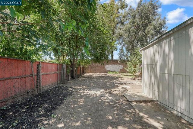 4054 Sumac Ln, Sacramento, CA 95820