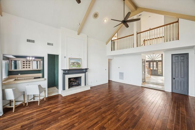 4202 Masters Drive, League City, TX 77573