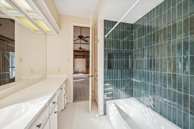 4202 Masters Drive, League City, TX 77573