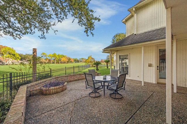 4202 Masters Drive, League City, TX 77573