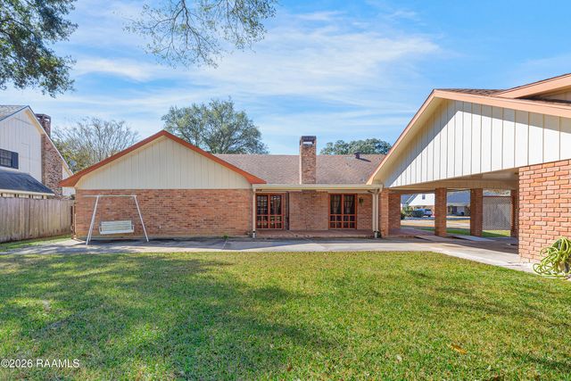 115 Warwicke Drive, Lafayette, LA 70508