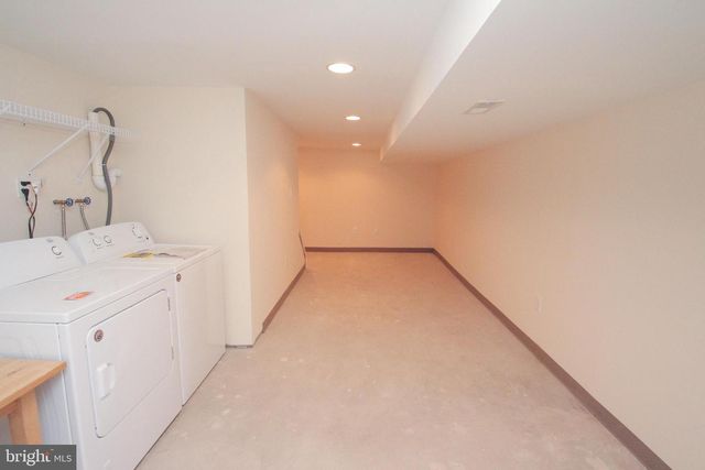1823 N 19TH ST, Philadelphia, PA 19121