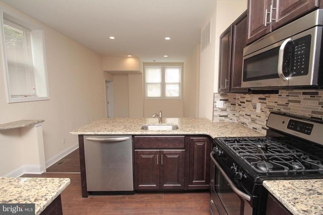 1823 N 19TH ST, Philadelphia, PA 19121