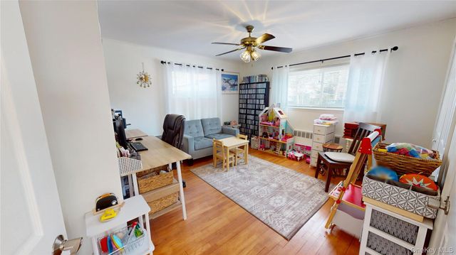 214 Avenue A, Ronkonkoma, NY 11779