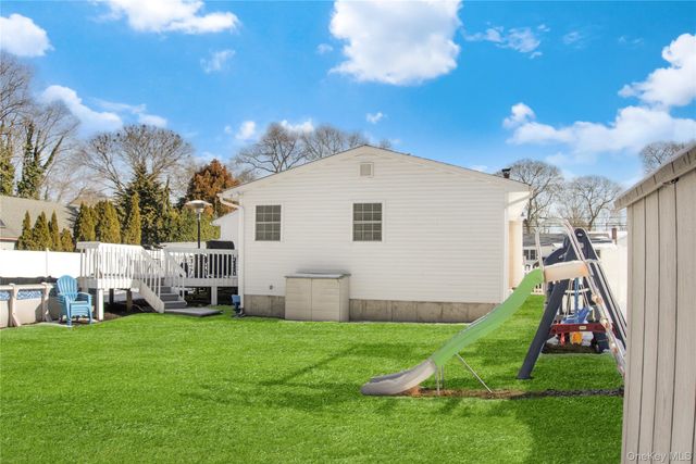 214 Avenue A, Ronkonkoma, NY 11779