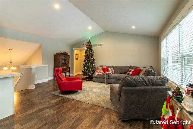 4837 Leonard Street, Coopersville, MI 49404