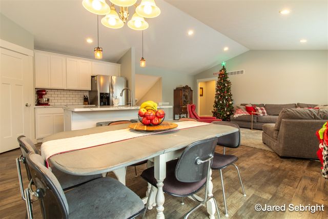 4837 Leonard Street, Coopersville, MI 49404