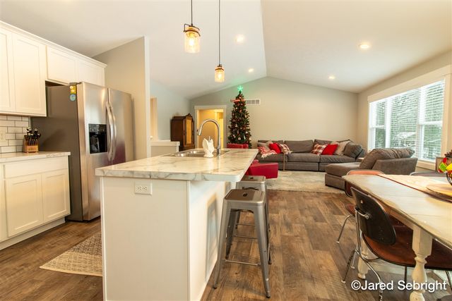 4837 Leonard Street, Coopersville, MI 49404