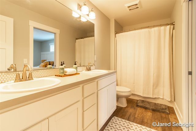 4837 Leonard Street, Coopersville, MI 49404