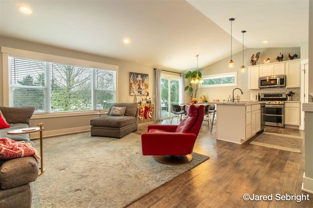 4837 Leonard Street, Coopersville, MI 49404