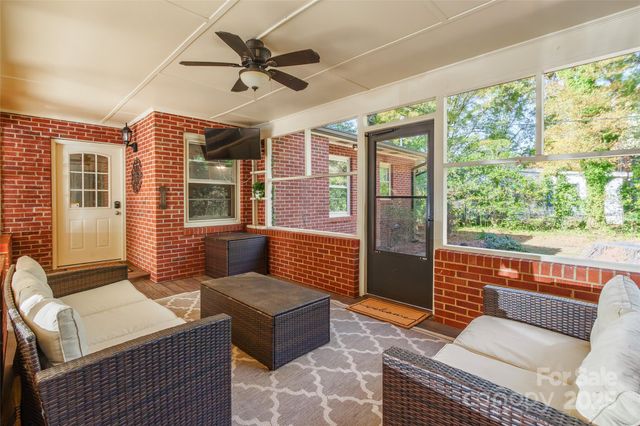 1104 Evergreen Circle, Rock Hill, SC 29732