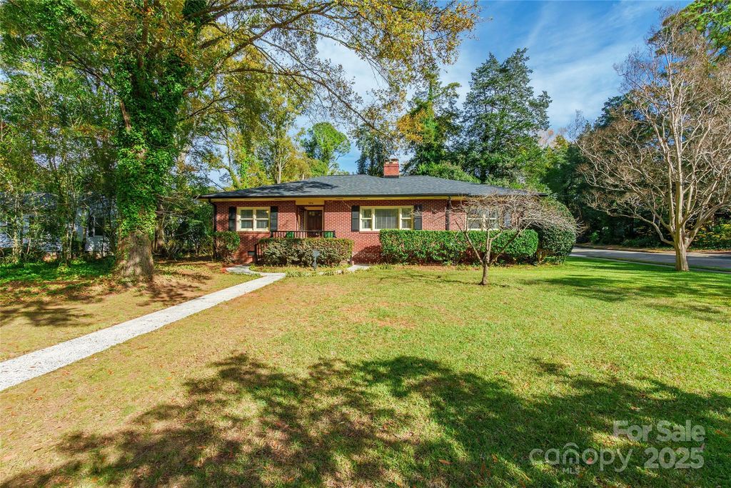 1104 Evergreen Circle, Rock Hill, SC 29732