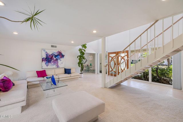 31817 Tynebourne Court, Westlake Village, CA 91361