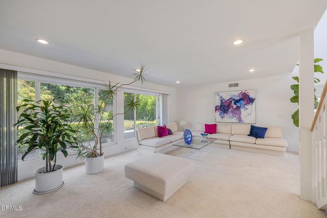 31817 Tynebourne Court, Westlake Village, CA 91361