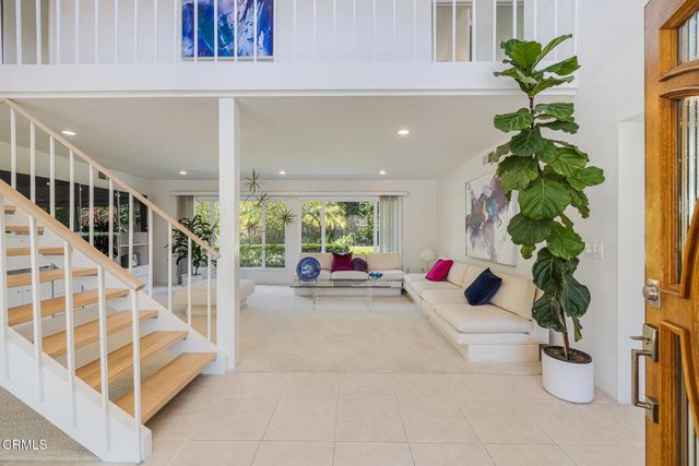 31817 Tynebourne Court, Westlake Village, CA 91361