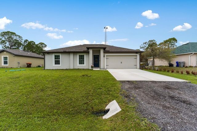 8275 105th Court, Vero Beach, FL 32967