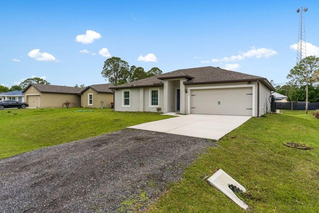 8275 105th Court, Vero Beach, FL 32967