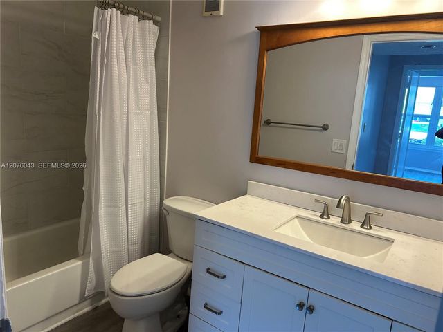 2311 N Congress Avenue 15, Boynton Beach, FL 33426