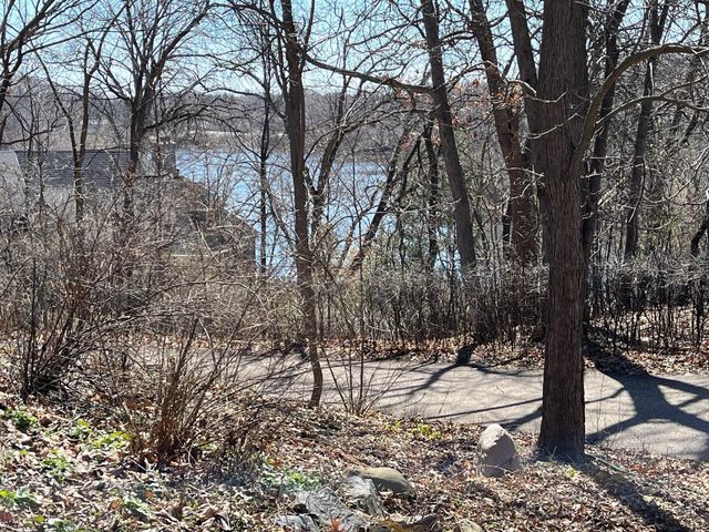 5338 Highland Road, Minnetonka, MN 55345