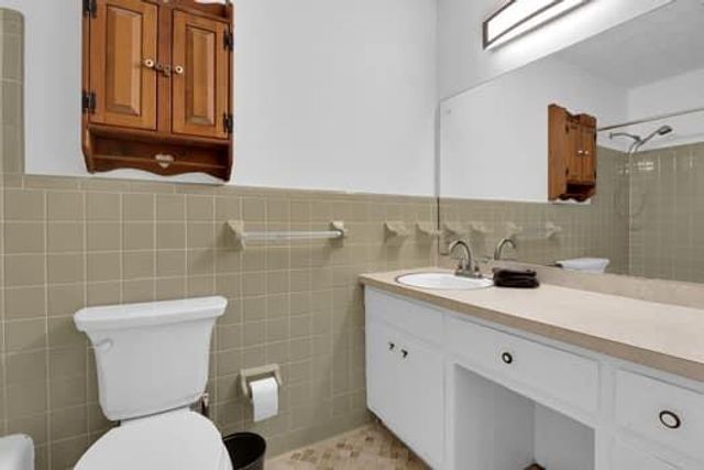 4847 Shadowwood Court SW, Lilburn, GA 30047