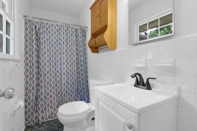 4847 Shadowwood Court SW, Lilburn, GA 30047