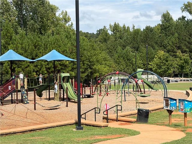 4847 Shadowwood Court SW, Lilburn, GA 30047