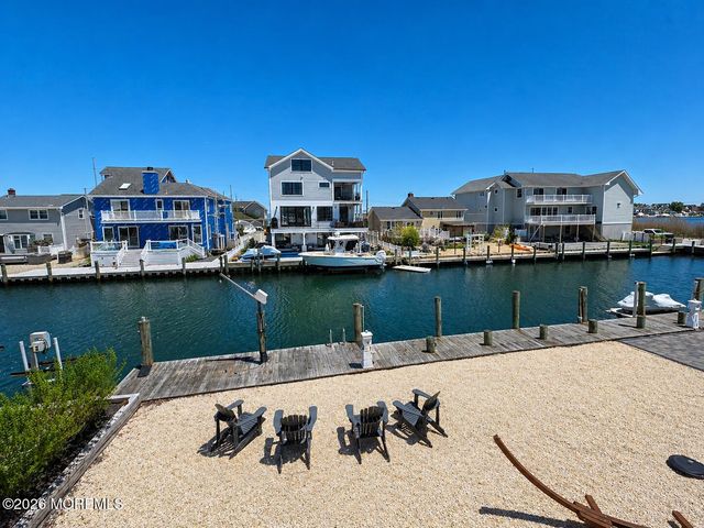 1825 Boat Point Drive, Point Pleasant, NJ 08742