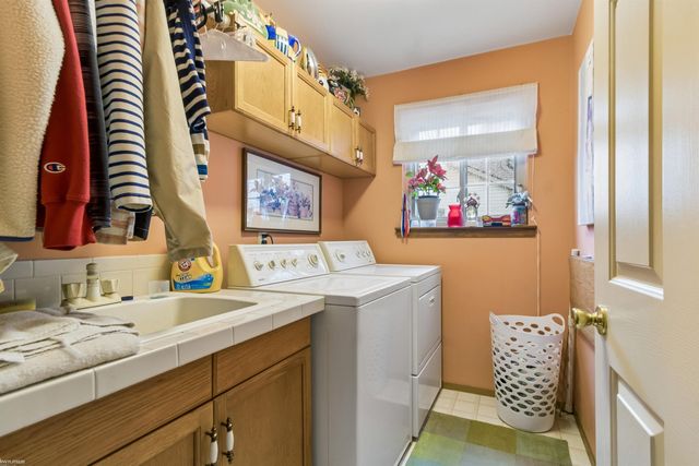 22480 Clearwater Drive, Macomb, MI 48044