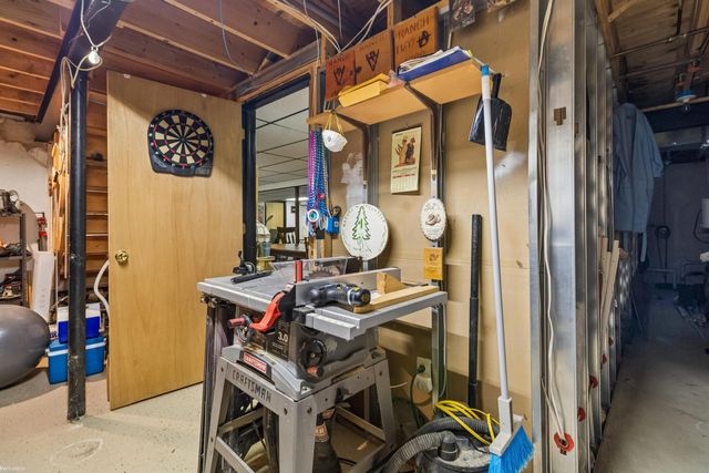 22480 Clearwater Drive, Macomb, MI 48044