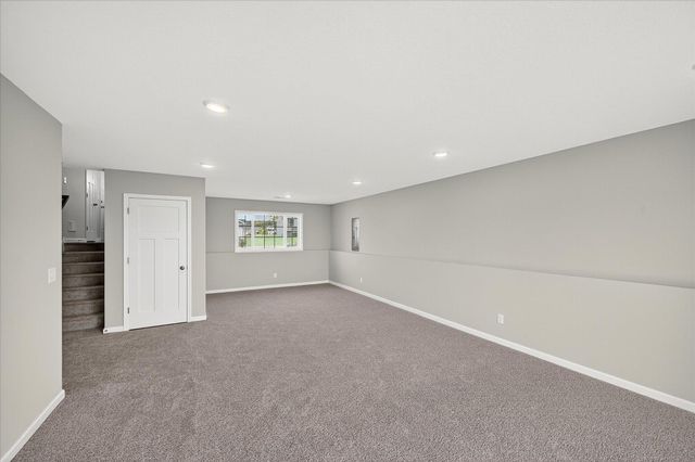 1404 Woods Road NE, Isanti, MN 55040