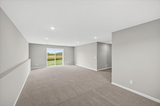 1404 Woods Road NE, Isanti, MN 55040