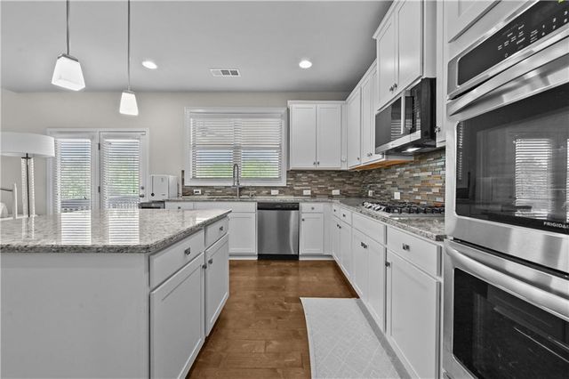 3998 Golden Gate Way, Buford, GA 30518
